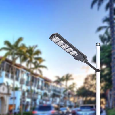 IP67-Solarstraßenlaterne im Freien Außenlampe High Lumen Smart Motion Sensor All In One Solar Led Street Light Supplier
