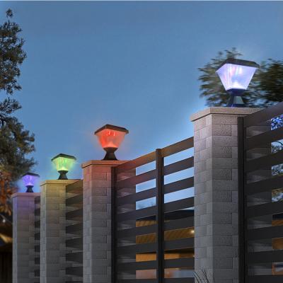 2022 Landschaftszaun wasserdicht IP65 Außenpfostenbeleuchtung Garten führte Tor Solarsäulenlicht
